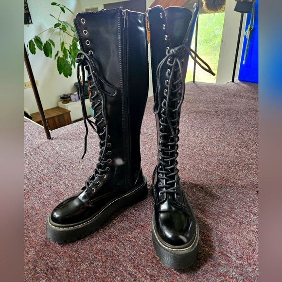 Tall Black Combat Boots 20 eye - Picture 1 of 9